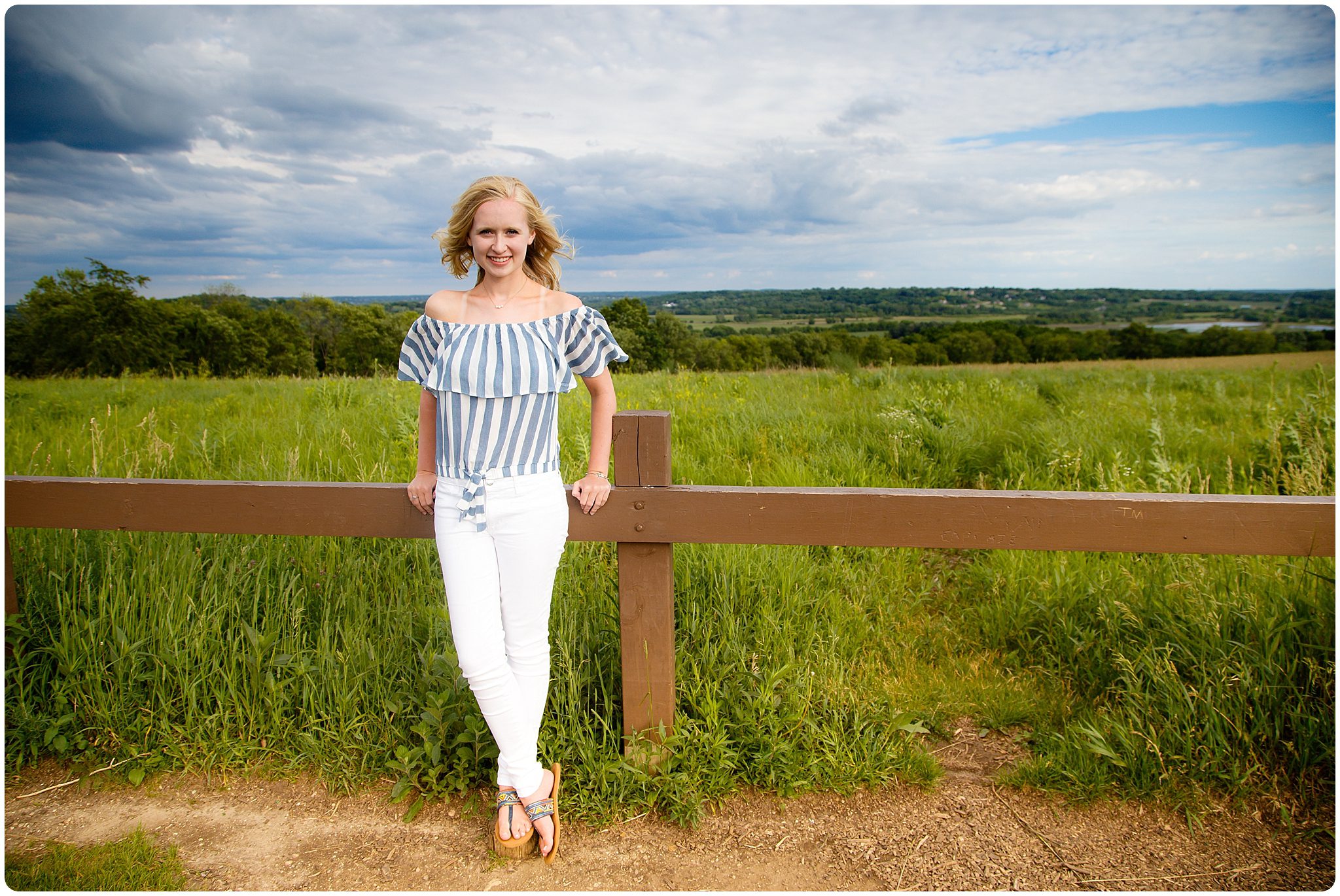 Megan-Senior-Photo-session-at-Retzer-Nature-Center-WI-by-Sarasota-Senior-photograper-michaela-ristaino-photography_0010.jpg